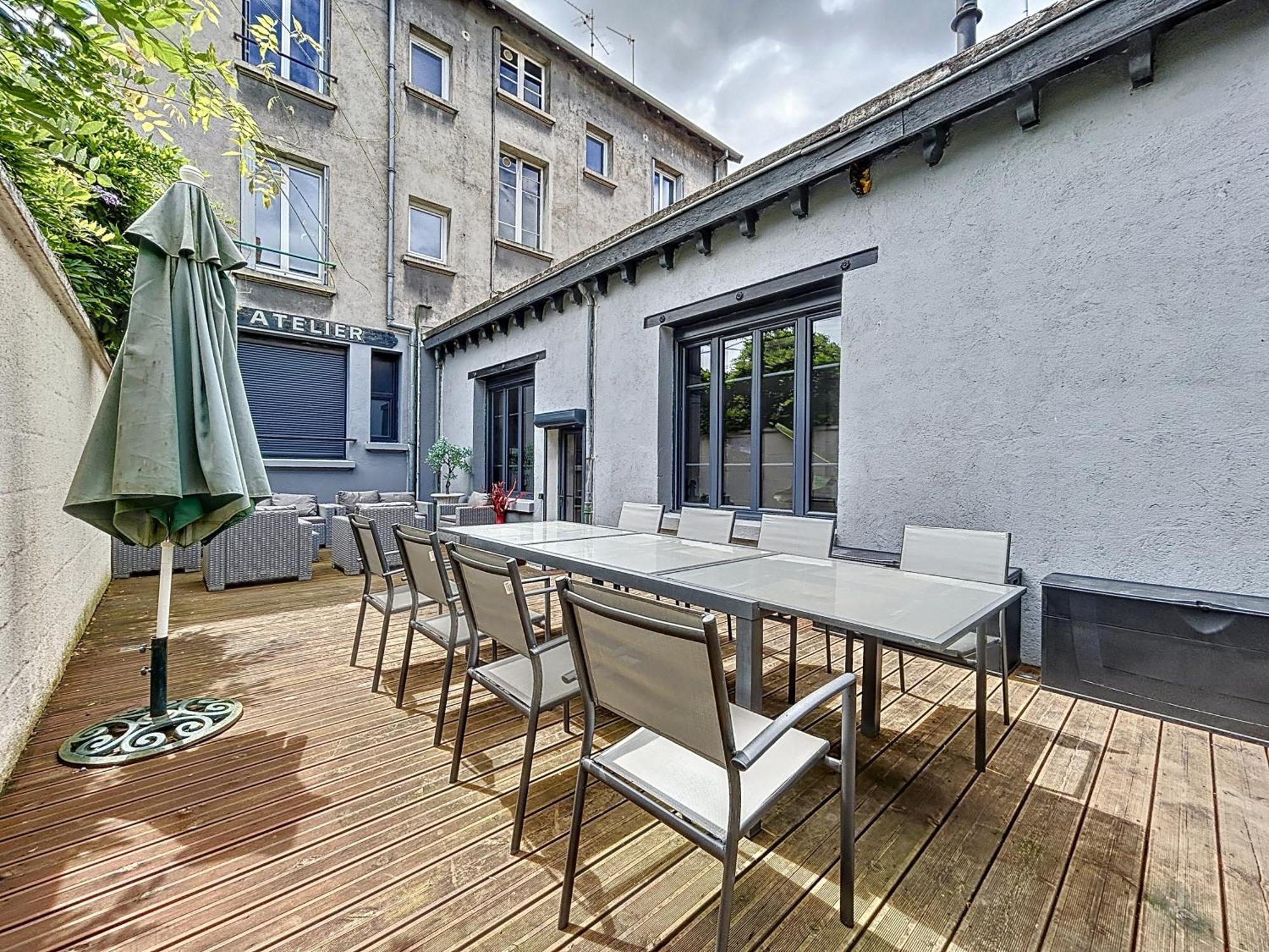 Loft Terrasse Avec Spa Proche Centre Historique Montlucon Bagian luar foto